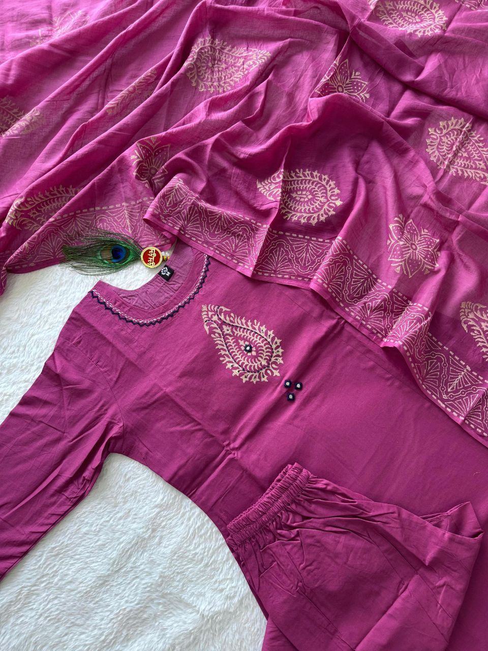 New Cotton Aline Thread Work Suit Set