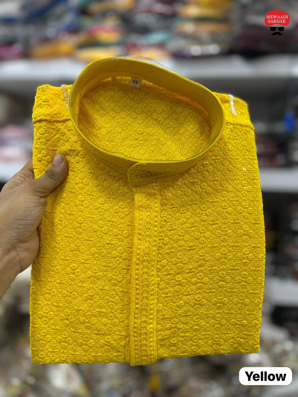 New Classic Chikankari Men's Kurta Pyjama Set