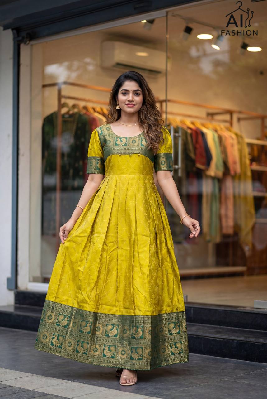 New traditionally Gown For festival Season