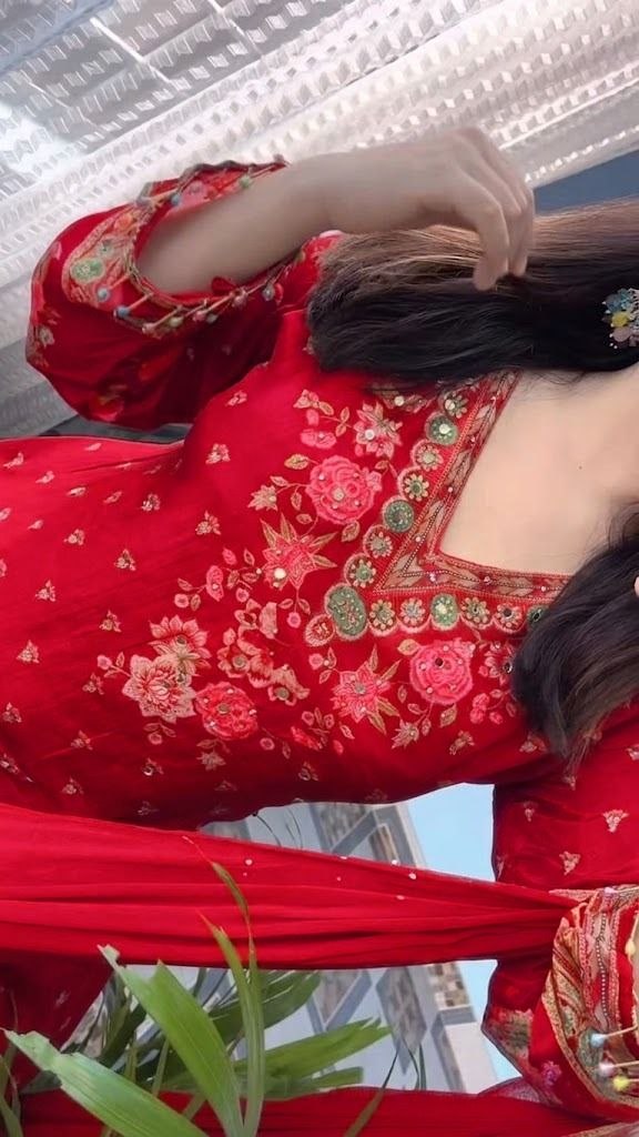 Premium Maslin Silk Party Wear Suit