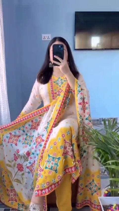 Premium  Designer Maslin SILK sUIT