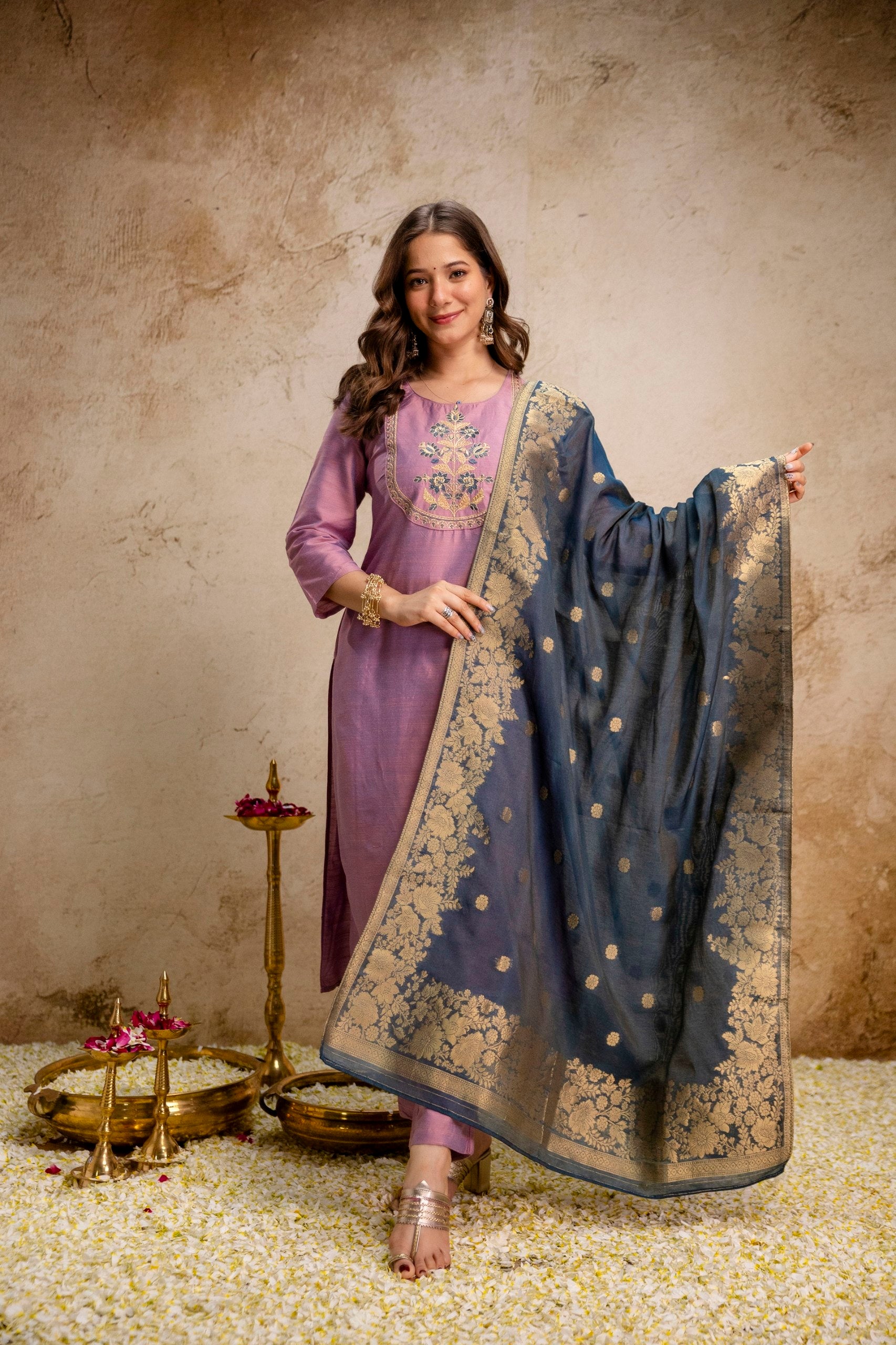 Ethnic Silk Embriodery Straight Suit Set