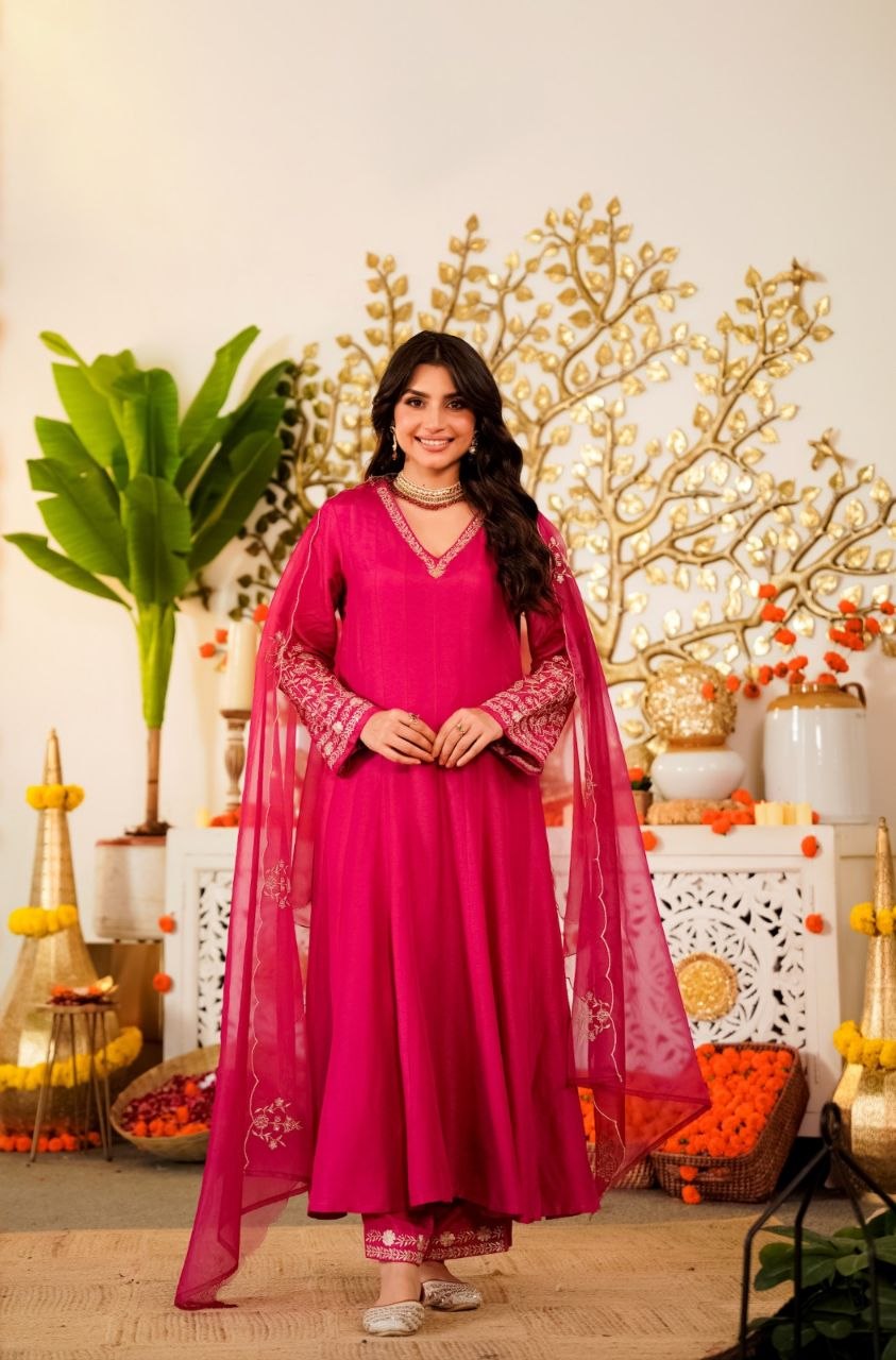 Pure Chanderi Embroidery Work Kurta Suit Set